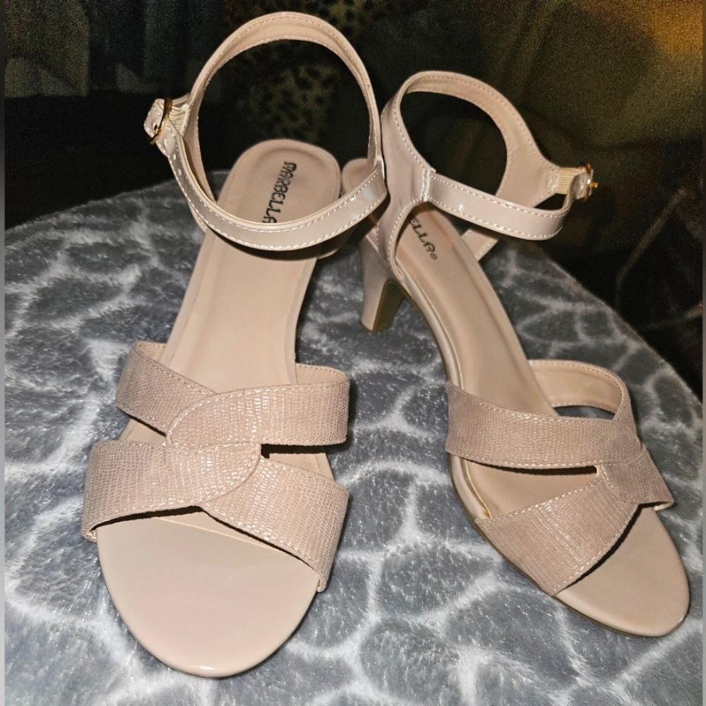 Marbella Ankle Strap Sandals 11W Nuede